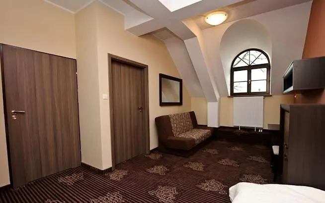 Niezly Mlyn 3* Czeszów