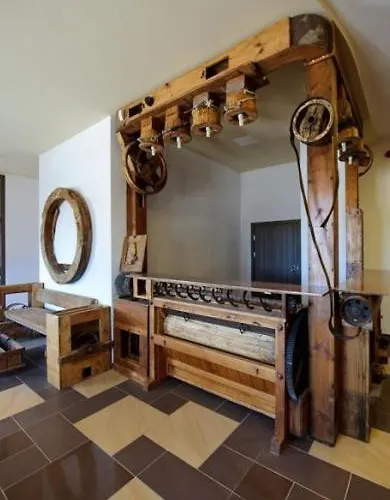 Niezly Mlyn Hotel 3*